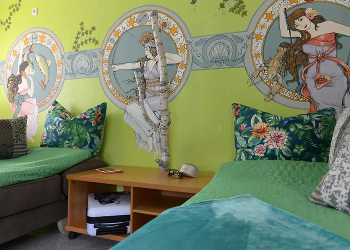 Bett _ Bike Romantik _ Fh Odin Homestay